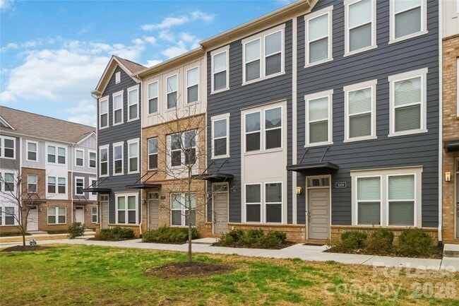 Building Photo - 3011 Citizens Ln