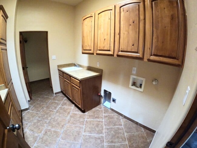 Building Photo - 2491 Pagosa Hills Ave