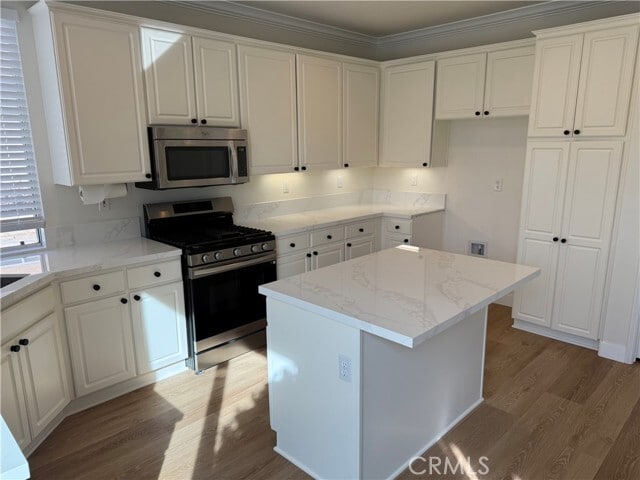 Building Photo - 1278 Las Lunitas Ave