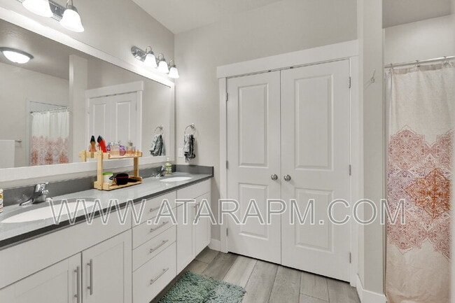 Building Photo - 4966 N Marble Fox Way