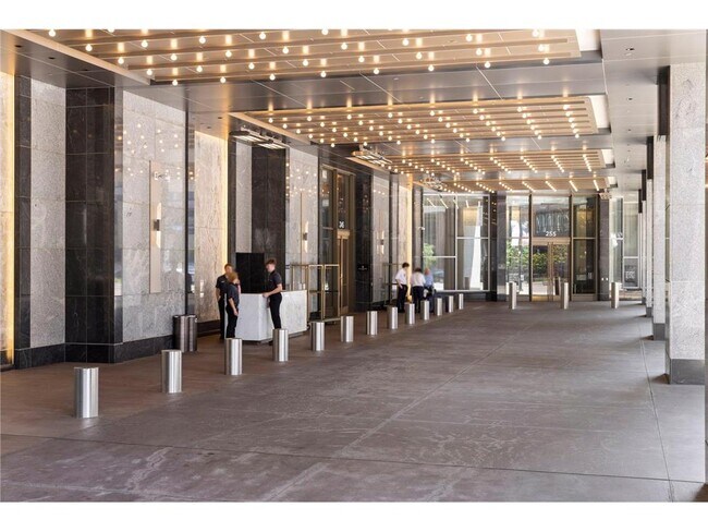Building Photo - 255 Hennepin Ave