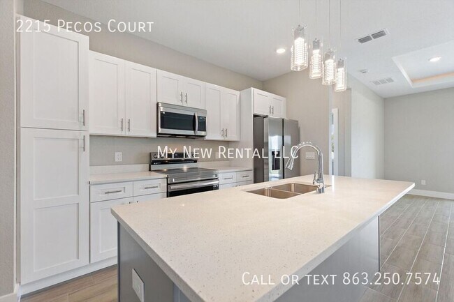 Building Photo - 2215 Pecos Ct