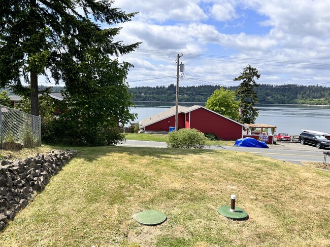 Building Photo - 10216 Steamboat Island Road Northwest