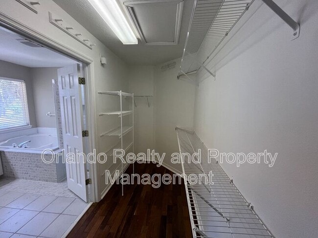 Building Photo - 2637 Stanmore Ct