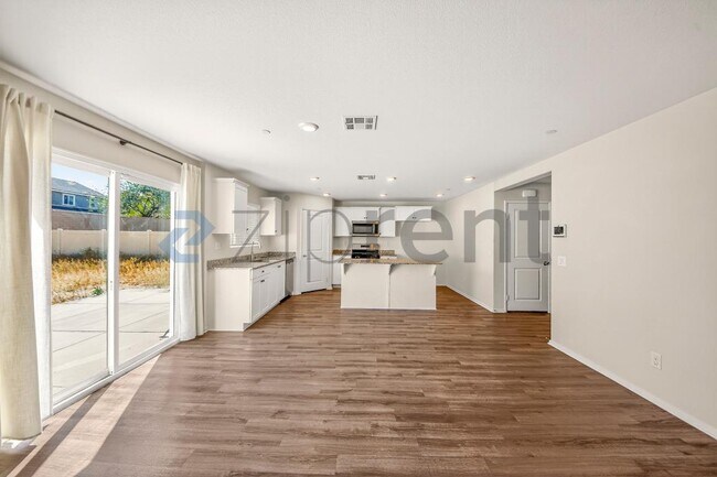 Building Photo - 4364 E Ave J6