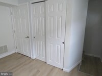 Building Photo - 1060 Elwood Ave