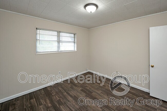 Building Photo - 1507 7th Ave