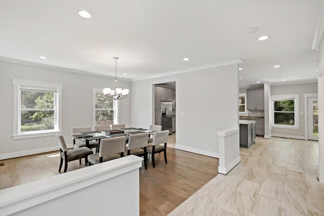 Building Photo - 2901 Random Rd