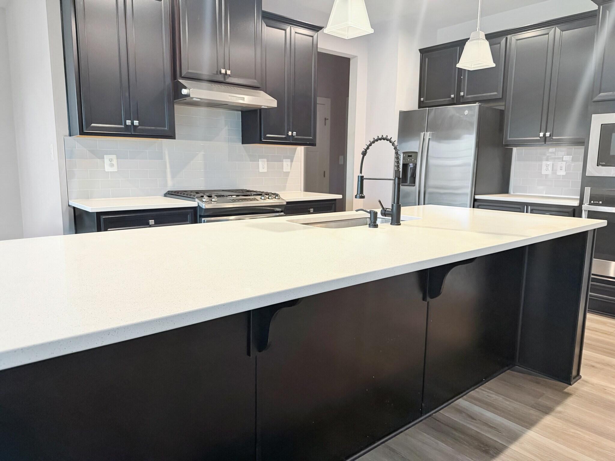 Building Photo - 14727 Silver Hammer Way