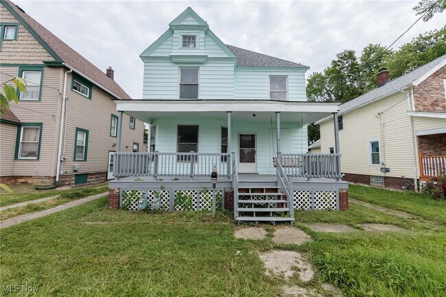Primary Photo - 1226 W Erie Ave