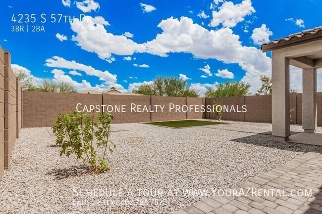 Building Photo - 4235 S 57th Dr