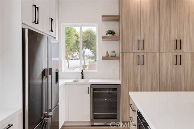 Building Photo - 201 S Juanita Ave