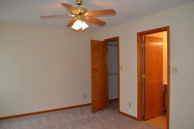 Building Photo - 4200 Derby Ridge Dr