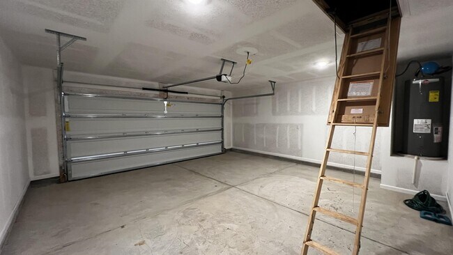 Building Photo - 11207 Elemis Dr