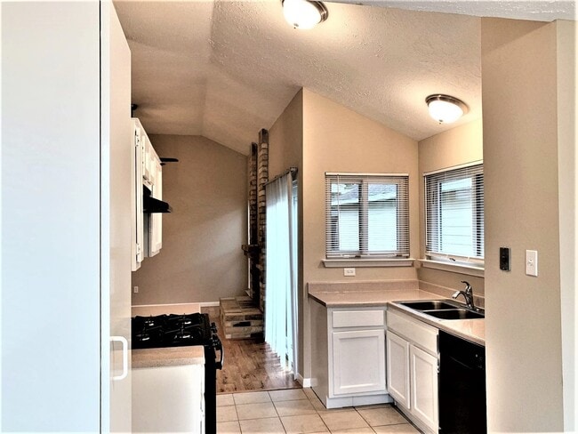 Building Photo - 11922 Westwold Dr