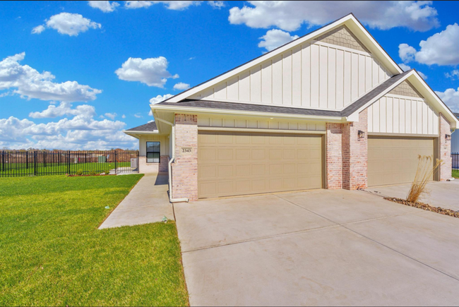 Primary Photo - *Beautiful New Duplexes in Goddard School ...