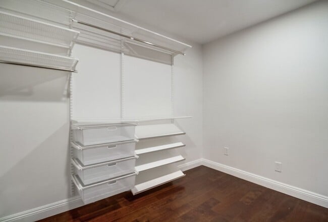 Building Photo - Beautiful Home in the Heart of Point Loma