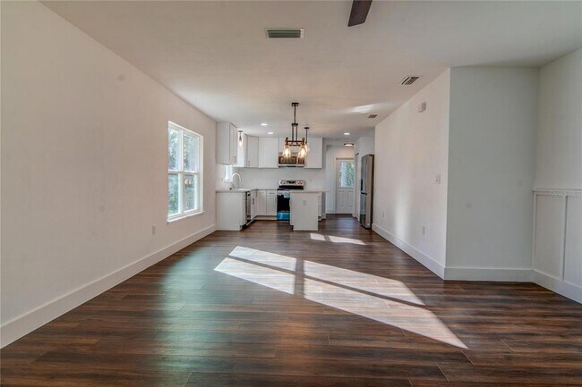Building Photo - 15506 NW 134th Terrace