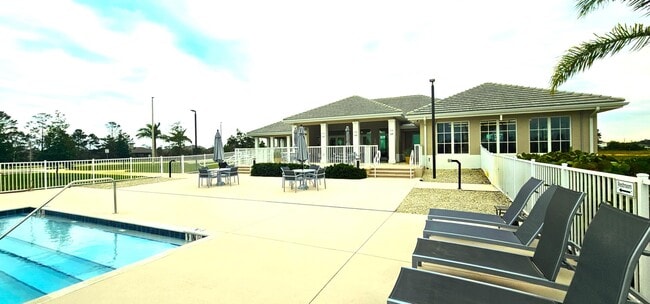 Building Photo - 6580 Canterbridge Dr