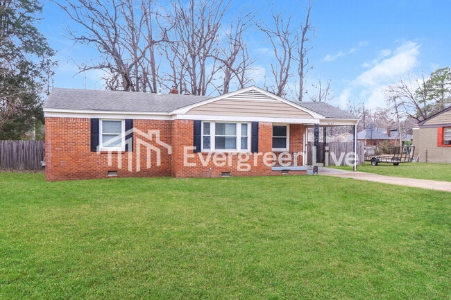 Building Photo - 5247 Loch Lomond Rd