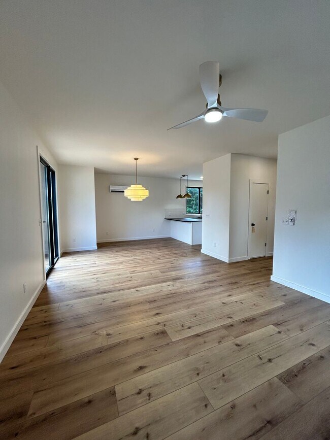 Building Photo - Beautiful New Build 3 Bed, 2.5 Bath, Home in Hixson!