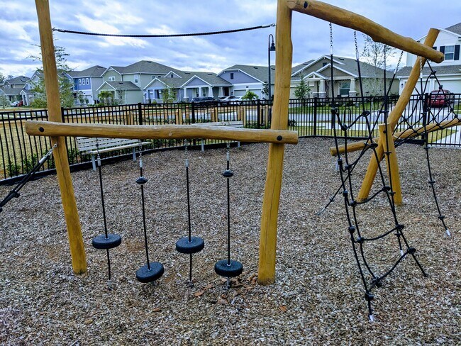 Building Photo - 11716 Language Wy