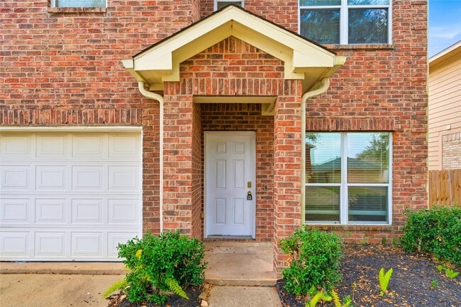 Building Photo - 1111 Auburn View Ln