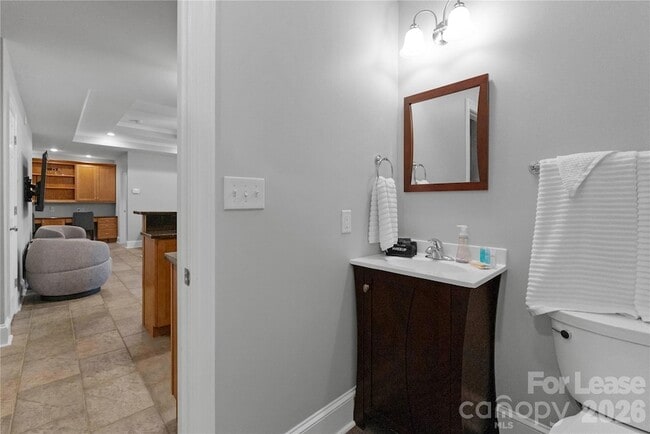 Building Photo - 578 Normandy Rd