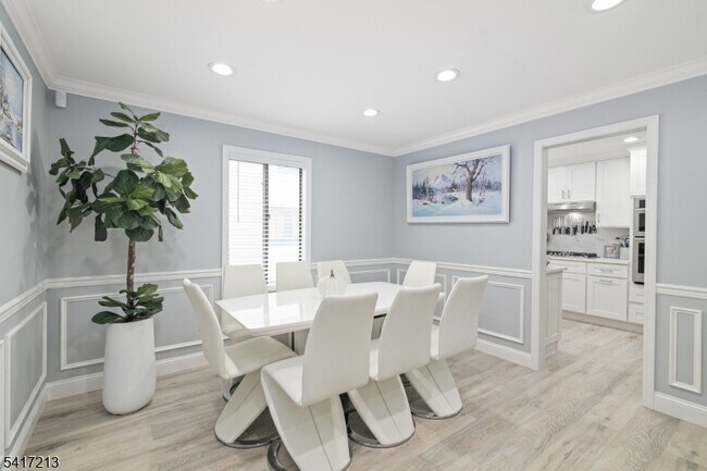 Building Photo - 70 Overlook Dr