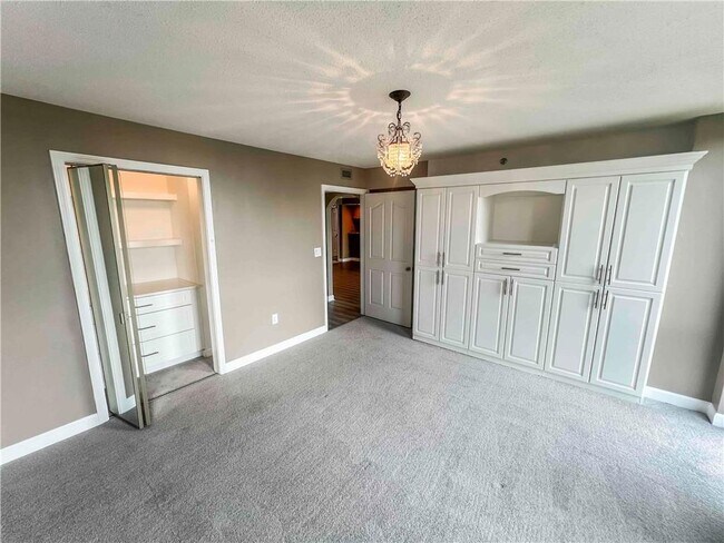 Building Photo - 2870 Pharr Ct S Northwest