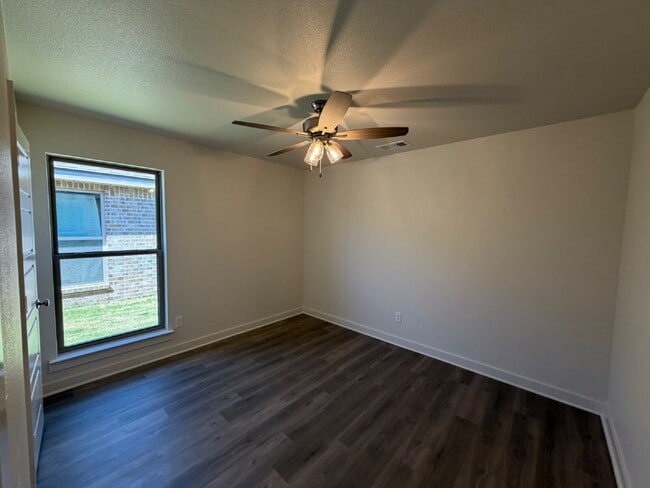 Building Photo - Beautiful New Build Home in Frenship ISD!
