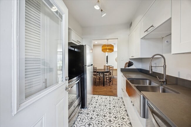 Building Photo - 1809 Stoney Brook Dr