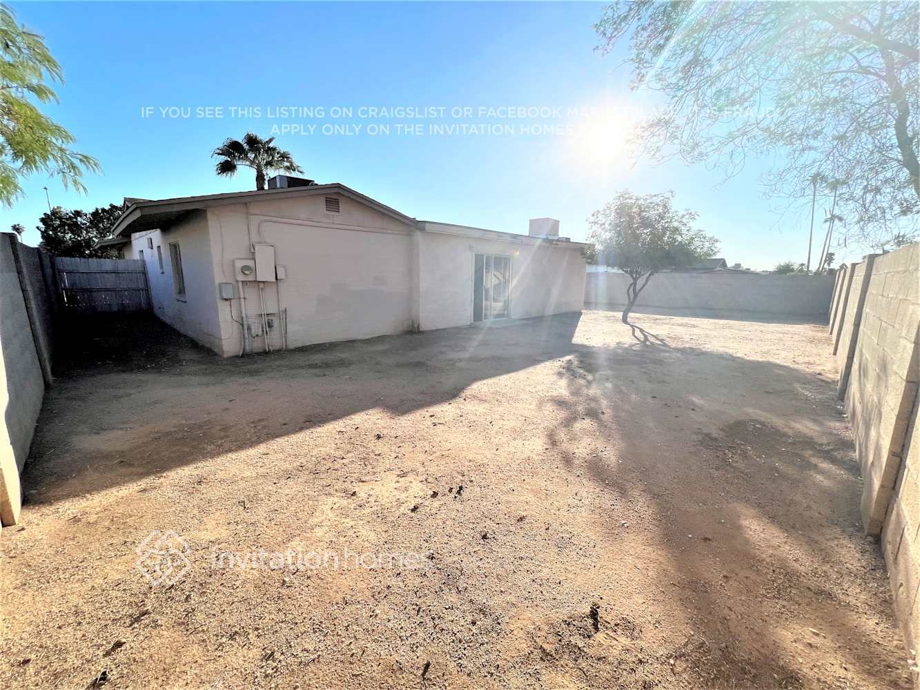 Building Photo - 5942 W Whitton Ave