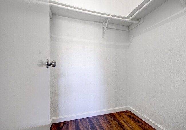 Building Photo - 1306 Bonnie Brae St