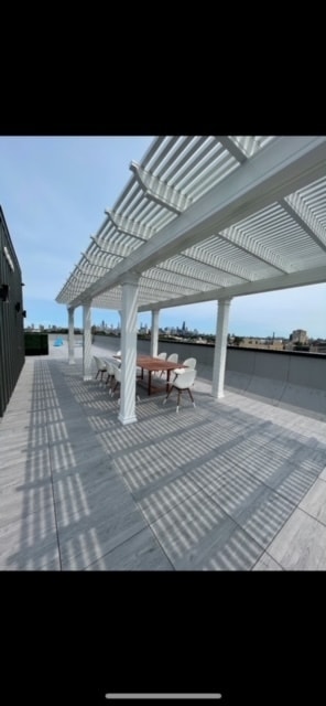 Building Photo - 2353 W Wabansia Ave