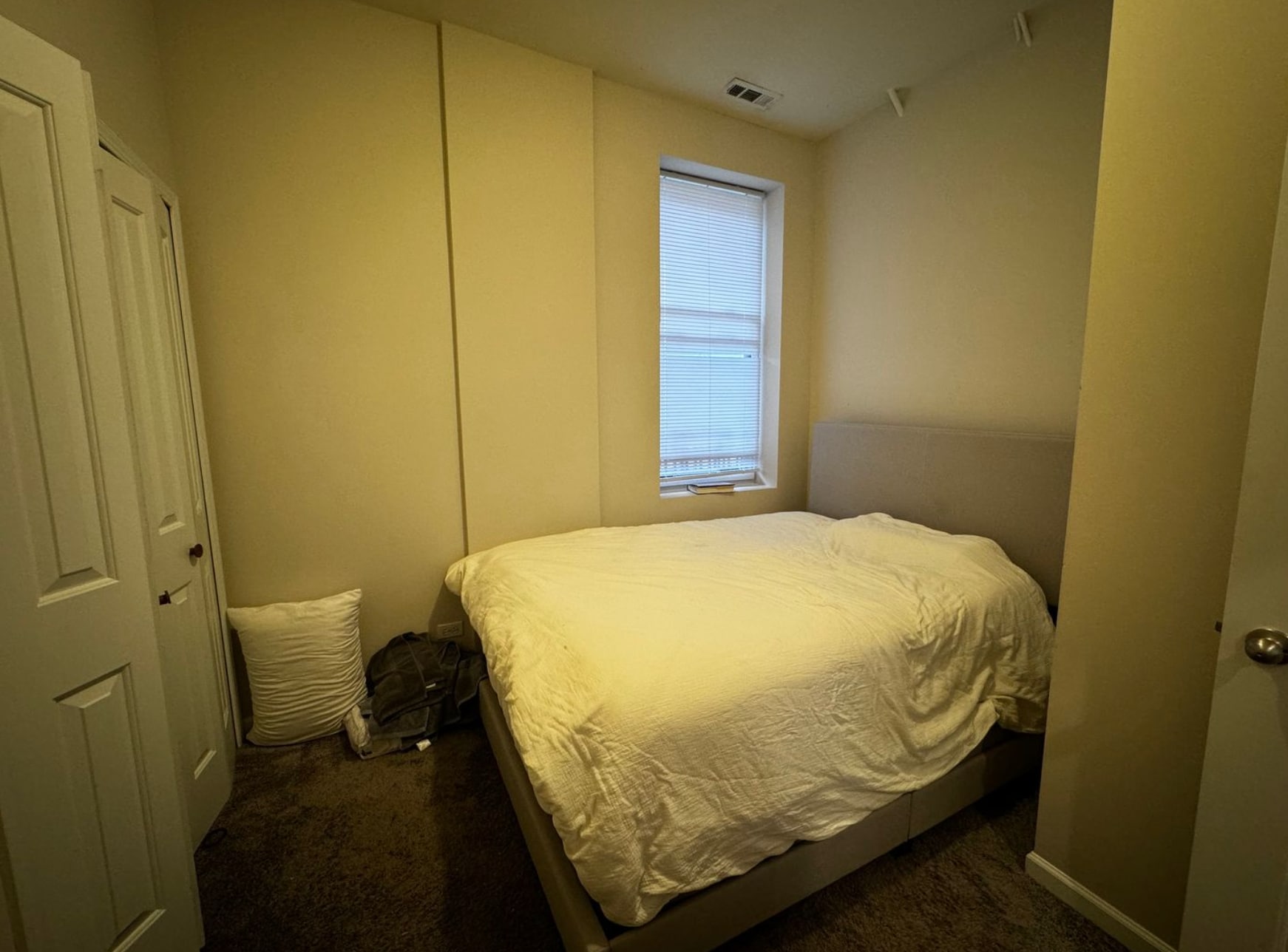 Building Photo - 2746 W Le Moyne St