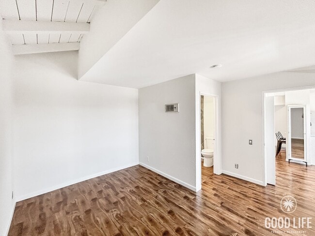 Building Photo - Beautiful 2B 2BA Condo in Point Loma w/ Re...