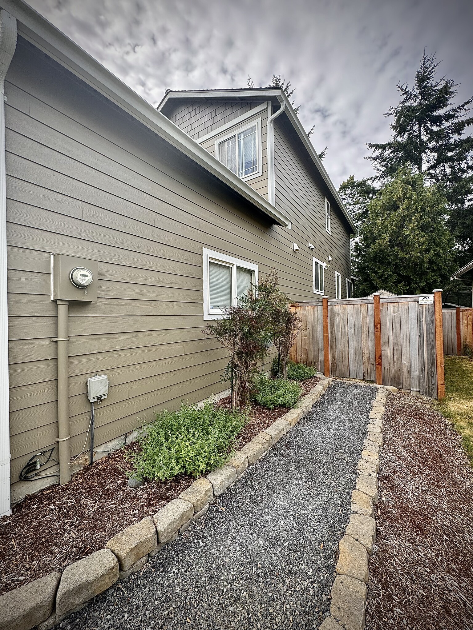 Building Photo - 3001 140th Pl SE