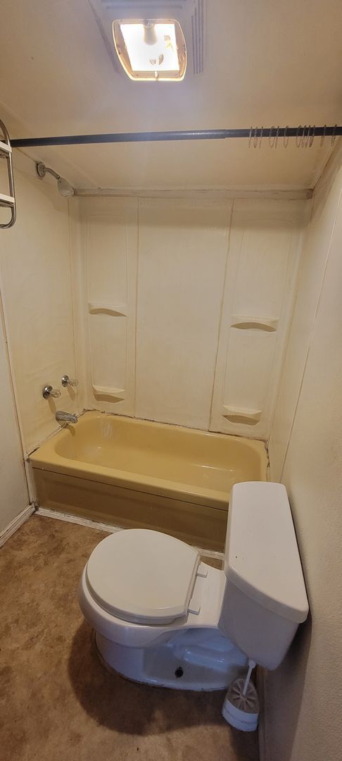 Building Photo - 1 Bed/1 Bath Mobile Home in Batesville