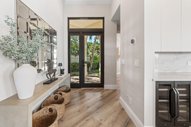 Building Photo - 2658 Players Ct