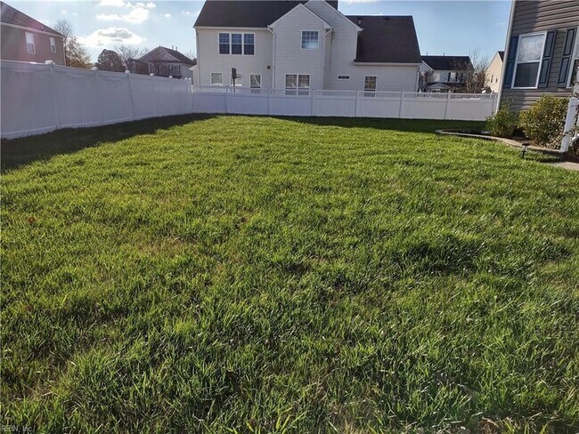 Building Photo - 968 Jenkins Dr