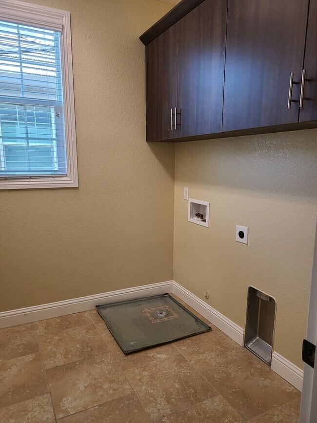 Building Photo - 177 Colner Cir