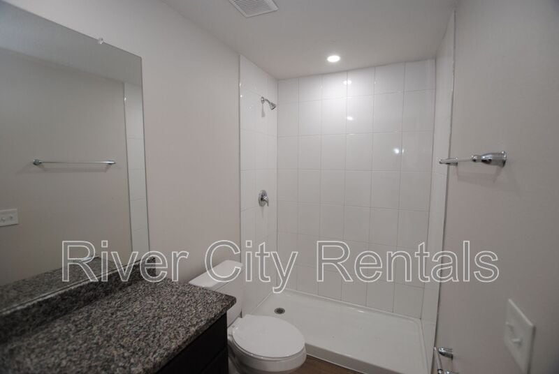 Building Photo - 6541 Sweetbay Ln