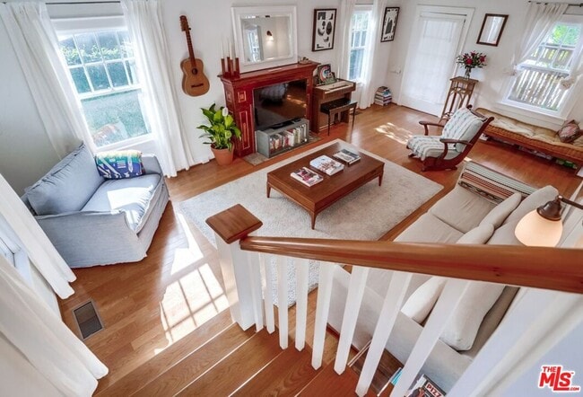 Building Photo - 2154 Willetta Ave N