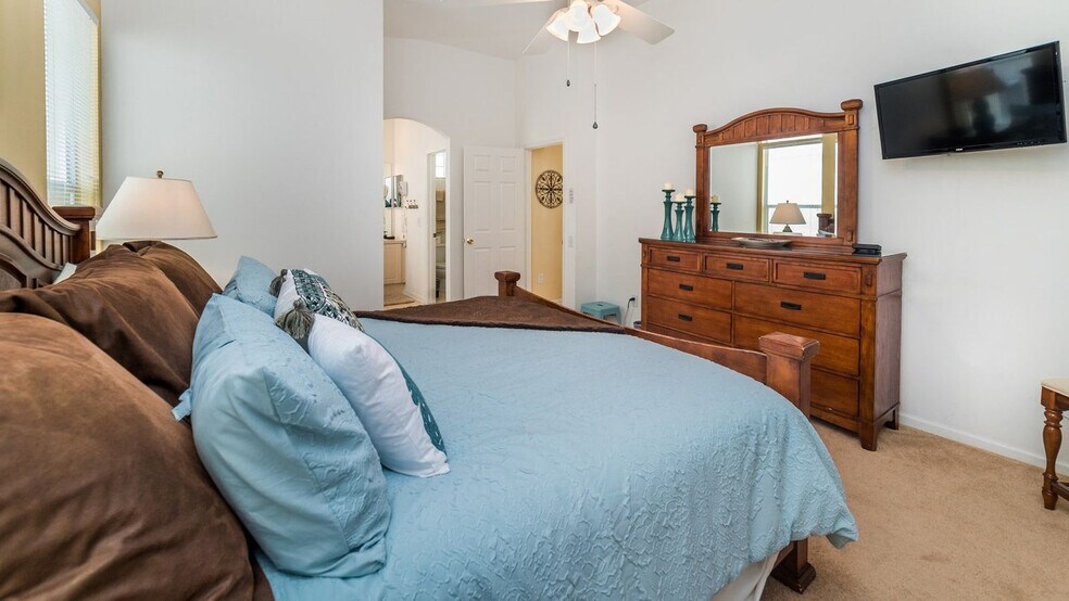 Building Photo - 8137 Sun Palm Dr