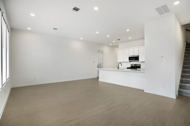 Building Photo - 12623 Blue Catfish Ln