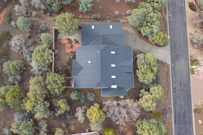 Building Photo - Executive Home in The Ranch - 4 bed 3 bath