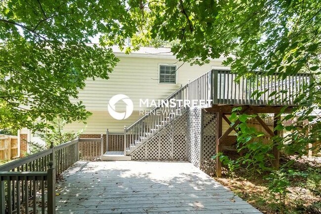 Building Photo - 3 Bedroom Pet-Friendly Home in Wake Forest...