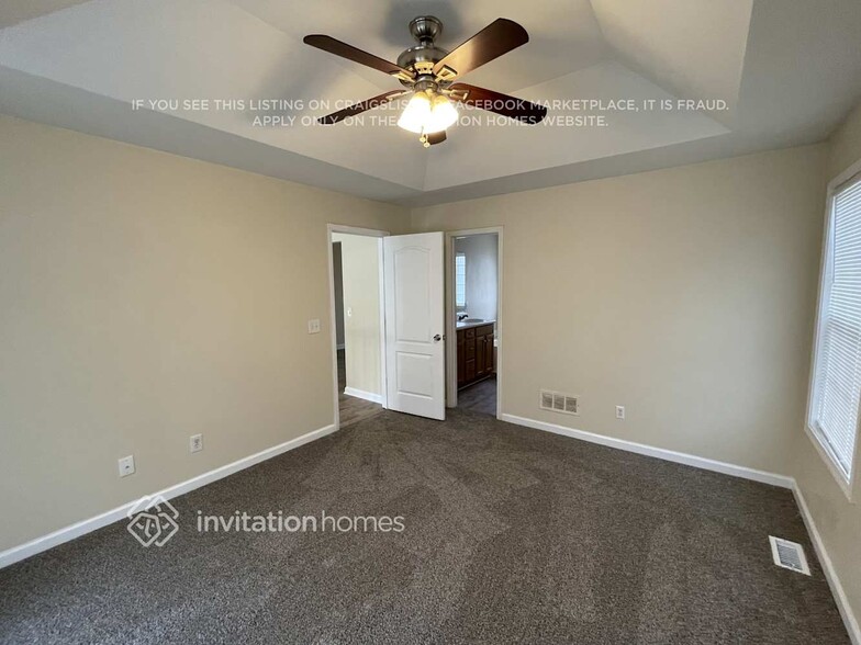 Building Photo - 6390 Harvester Cir