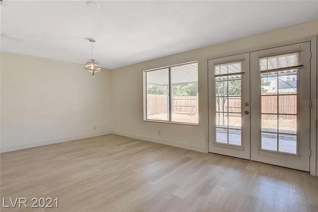 Building Photo - 3554 El Camino Rd